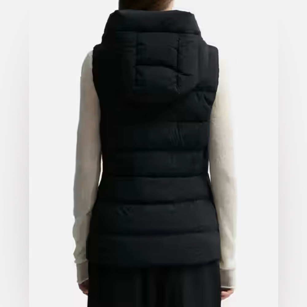 Lululemon Black Puffer Vest - Picture 2 of 5